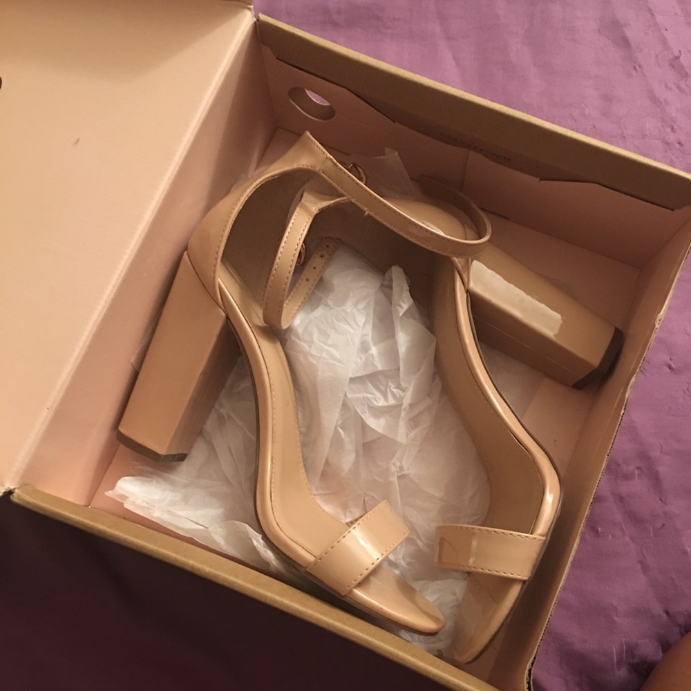 Formal heels
